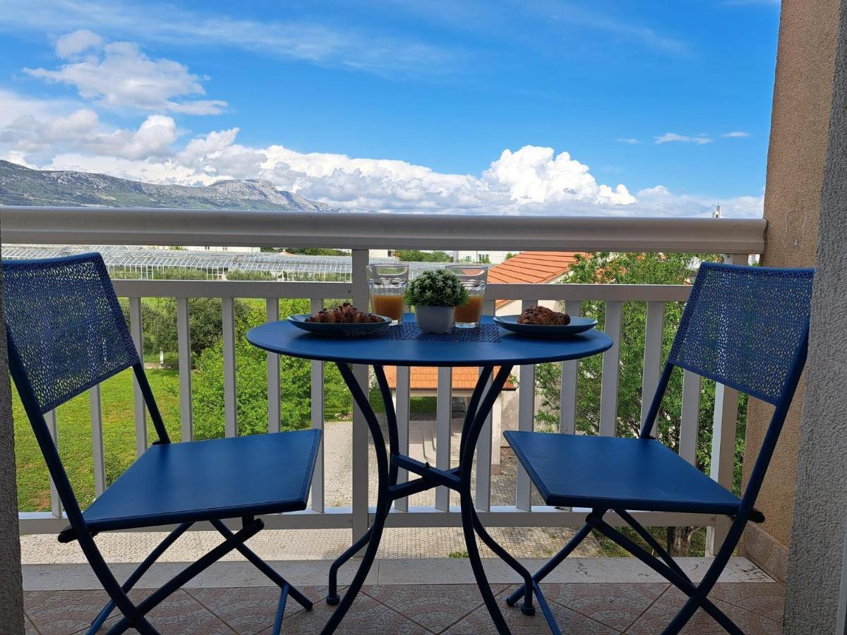 Nice Small Apartment With A Sea View Kastela Luaran gambar